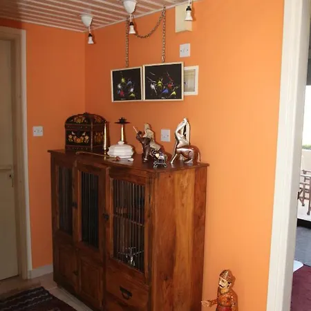 L' Aubrais Villa *