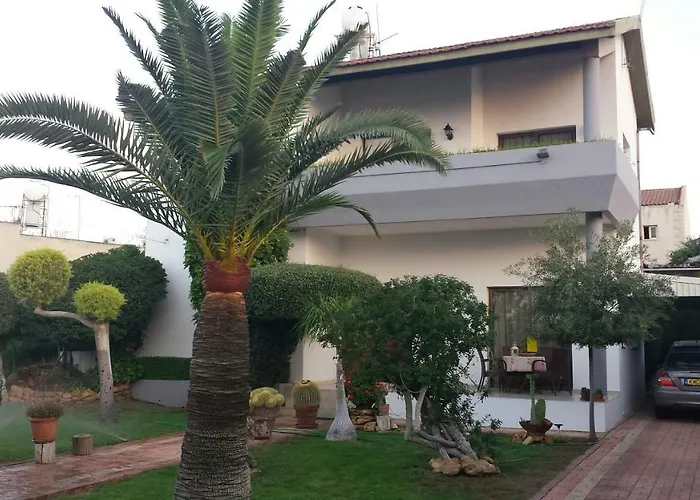 L' Aubrais Vila Lemesos