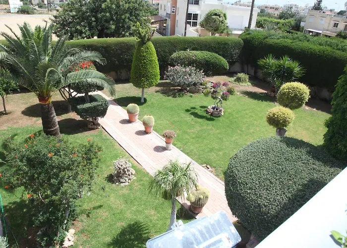 L' Aubrais Vila Lemesos