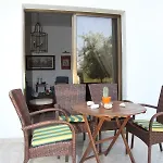 L' Aubrais Villa *